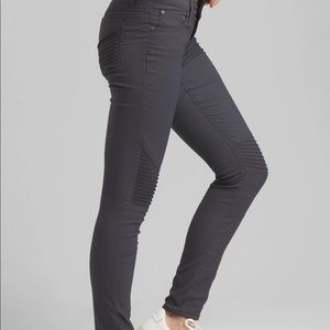 Prana Brenna Pant - Size 6 - Black